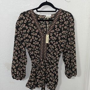 Max Studio black bell flower blouse